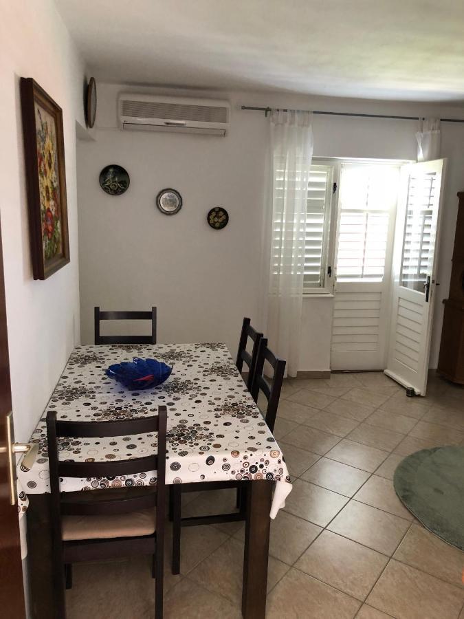 Apartmani Area Doma Trogir Buitenkant foto