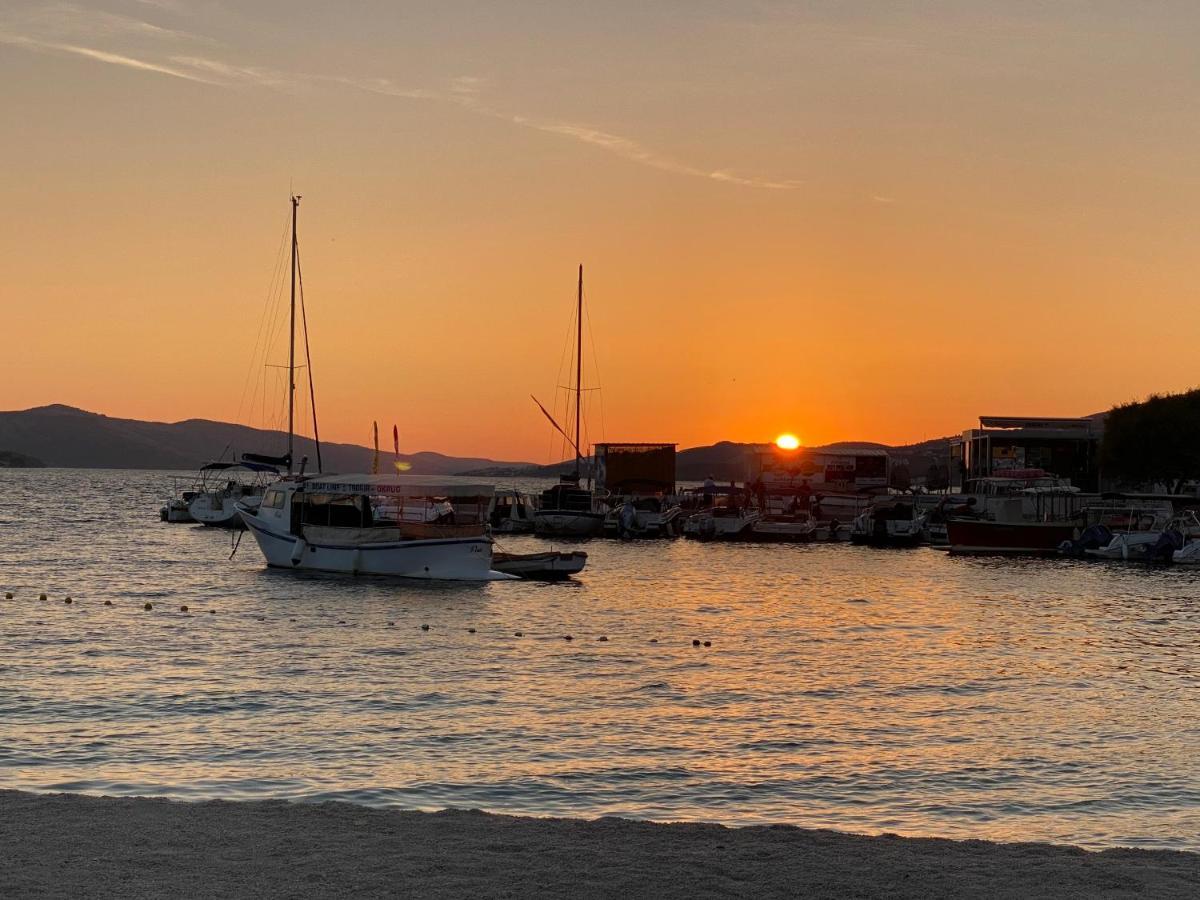 Apartmani Area Doma Trogir Buitenkant foto